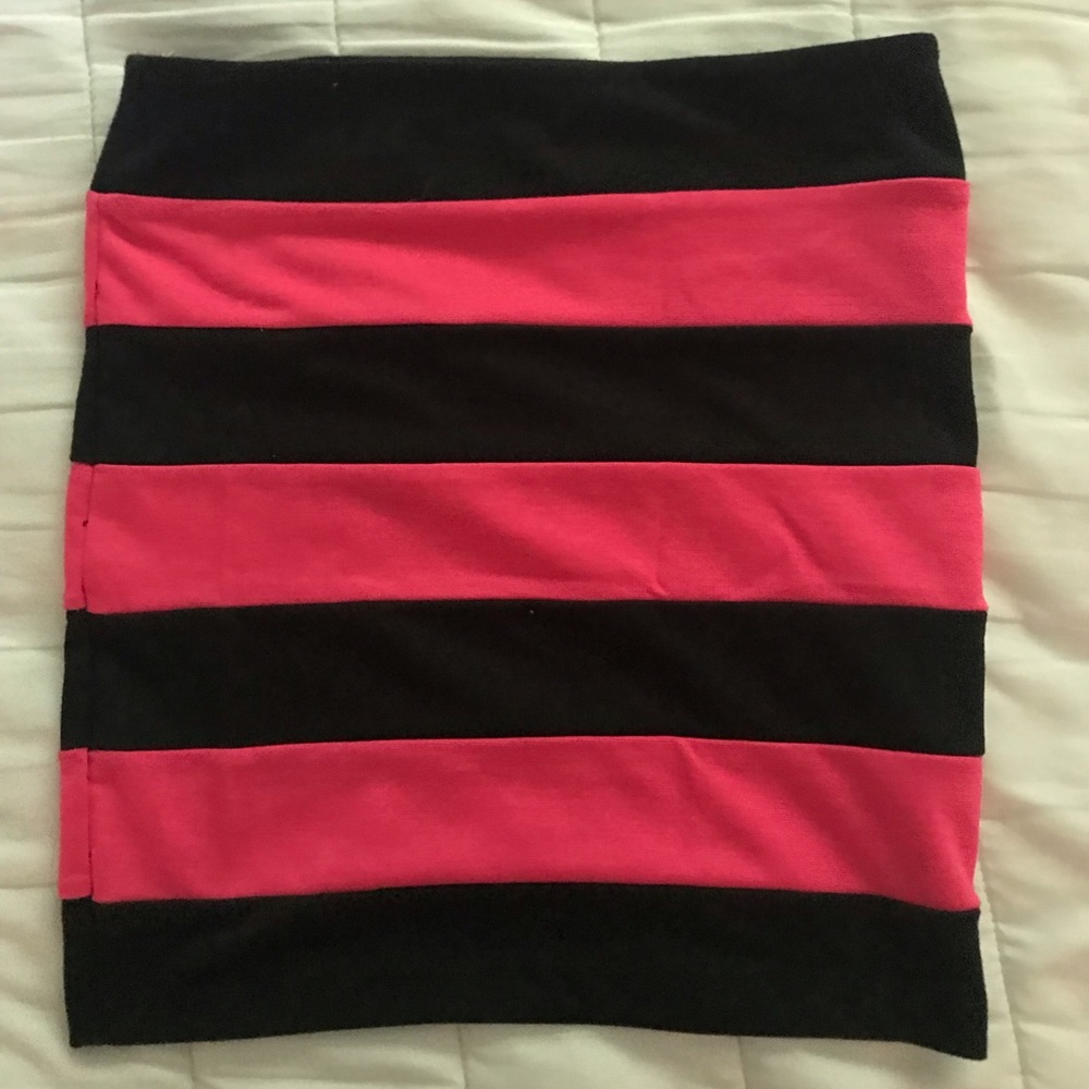 Pink and black pencil skirt